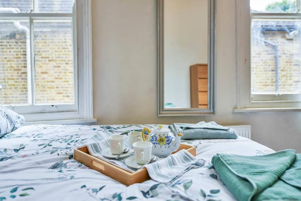 Groves 4 Bedroom, Shepherds Bush London Exteriör bild
