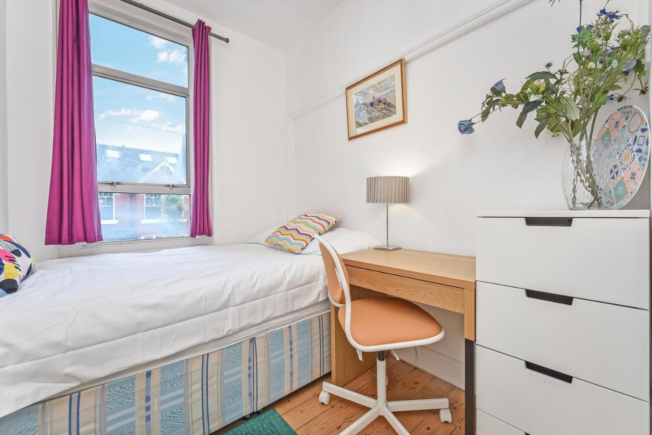 Groves 4 Bedroom, Shepherds Bush London Exteriör bild